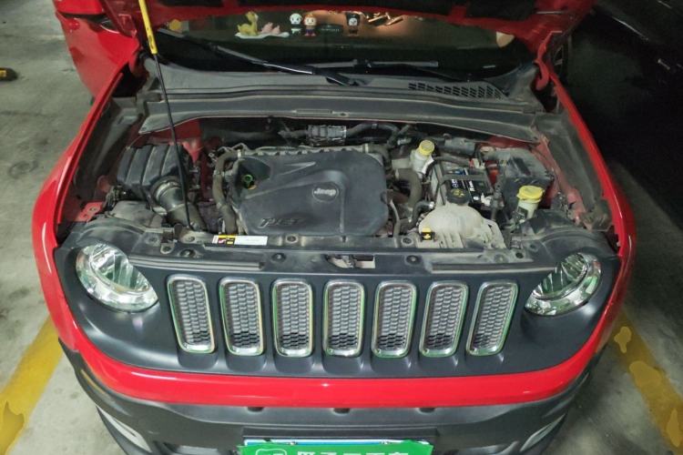 Used Jeep Renegade 2018 Connected Large Screen Version 180TS Automatic High-Energy Edition Engine Bay