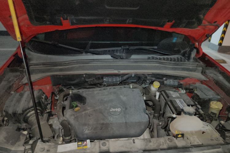 Used Jeep Renegade 2018 Connected Large Screen Version 180T Automatic High-Energy Edition Engine Bay