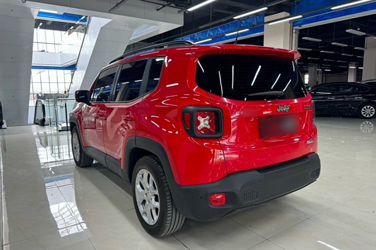 Used Jeep Renegade 2018 Connected Large Screen Version 180T Automatic High-Energy Edition Exterior 3