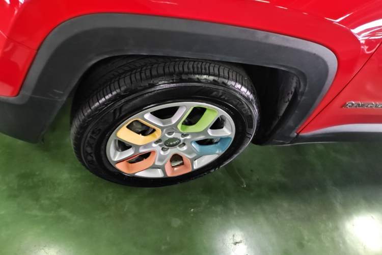 Used Jeep Renegade 2018 Connected Large Screen Version 180T Automatic Jingneng Version Exterior 4
