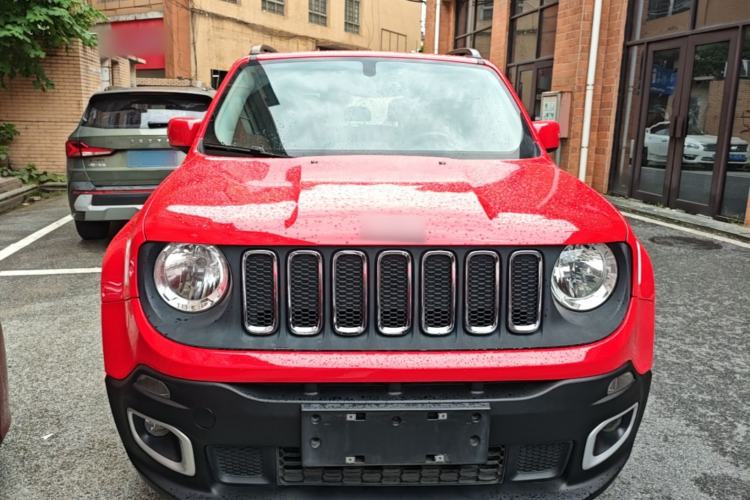 Used Jeep Renegade 2018 Connected Large Screen Version 180T Automatic High-Energy Edition Front