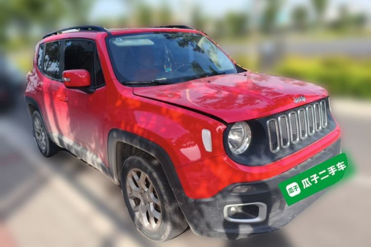 Used Jeep Renegade 2018 Connected Large Screen Version 180T Automatic High-Energy Edition Front Right 45 Deg
