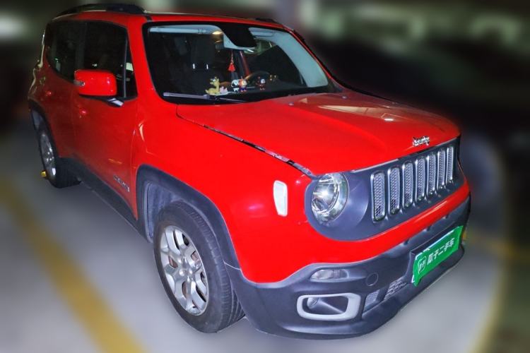Used Jeep Renegade 2018 Connected Large Screen Version 180TS Automatic High-Energy Edition Front Right 45 Deg
