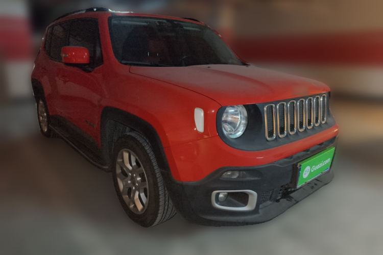 Used Jeep Renegade 2018 Connected Large Screen Version 180T Automatic High-Energy Edition Front Right 45 Deg