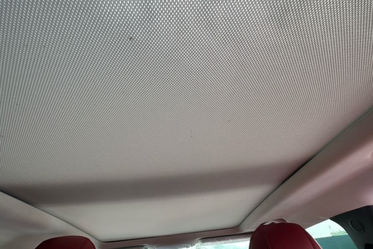 Used Jeep Renegade 2018 Connected Large Screen Version 180T Automatic High-Energy Edition Headliner