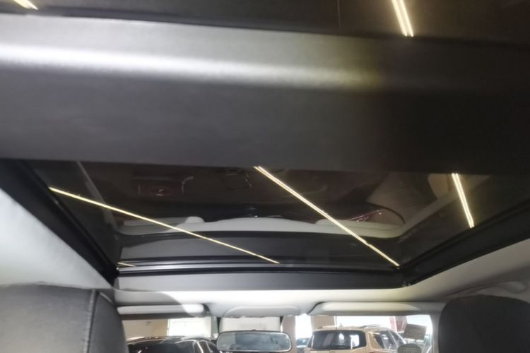 Used Jeep Renegade 2018 Connected Large Screen Version 180T Automatic Jingneng Version Headliner
