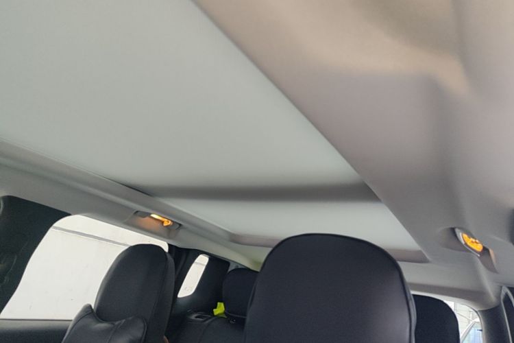 Used Jeep Renegade 2018 Connected Large Screen Version 180T Automatic Jingneng Version Headliner