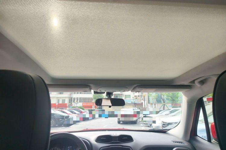 Used Jeep Renegade 2018 Connected Large Screen Version 180T Automatic High-Energy Edition Headliner