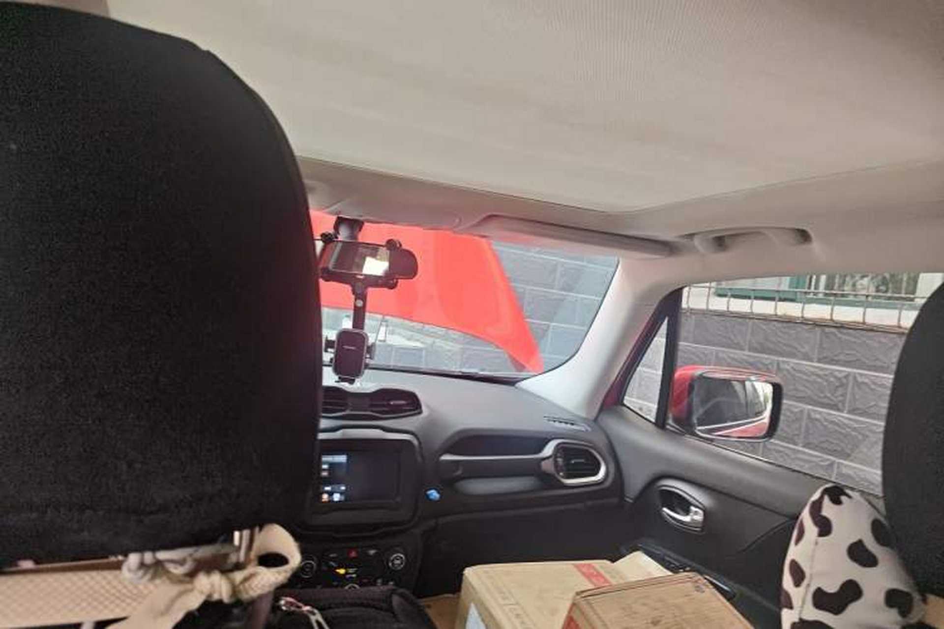 Used Jeep Renegade 2018 Connected Large Screen Version 180T Automatic High-Energy Edition Headliner