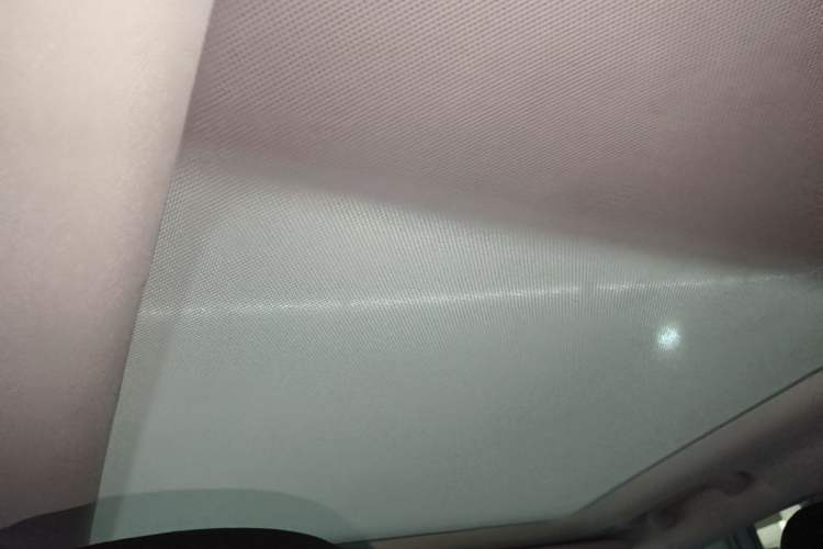 Used Jeep Renegade 2018 Connected Large Screen Version 180T Automatic High-Energy Edition Headliner