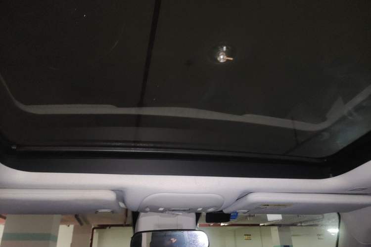Used Jeep Renegade 2018 Connected Large Screen Version 180T Automatic Smart Version Headliner