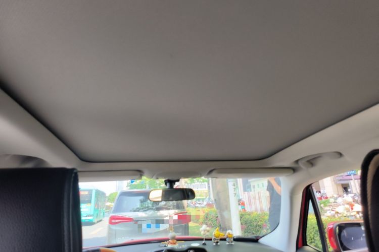 Used Jeep Renegade 2018 Connected Large Screen Version 180T Automatic High-Energy Edition Headliner