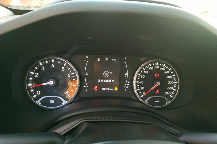 Used Jeep Renegade 2018 Connected Large Screen Version 180T Automatic Jingneng Version Instrument Cluster