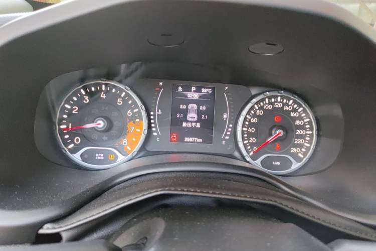 Used Jeep Renegade 2018 Connected Large Screen Version 180T Automatic Jingneng Version Instrument Cluster