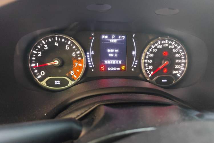Used Jeep Renegade 2018 Connected Large Screen Version 180T Automatic High-Energy Edition Instrument Cluster