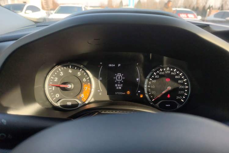 Used Jeep Renegade 2018 Connected Large Screen Version 180T Automatic High-Energy Edition Instrument Cluster