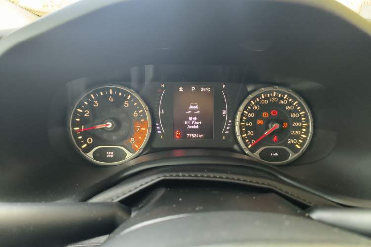 Used Jeep Renegade 2018 Connected Large Screen Version 180T Automatic High-Energy Edition Instrument Cluster