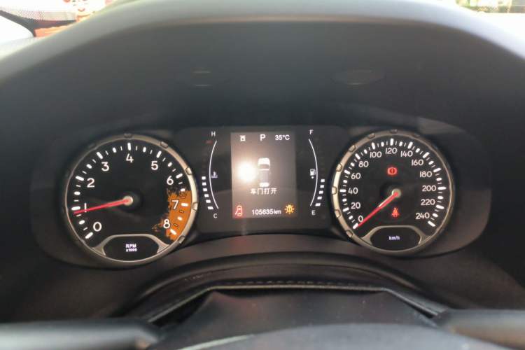 Used Jeep Renegade 2018 Connected Large Screen Version 180T Automatic High-Energy Edition Instrument Cluster