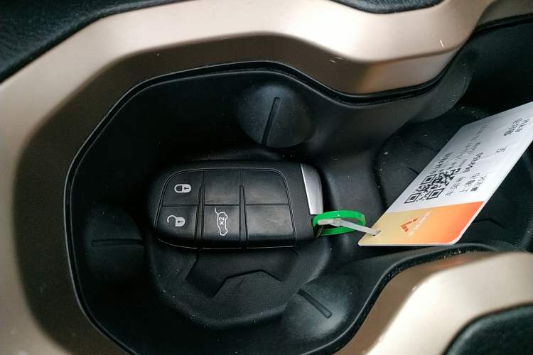 Used Jeep Renegade 2018 Connected Large Screen Version 180T Automatic Jingneng Version Interior 1
