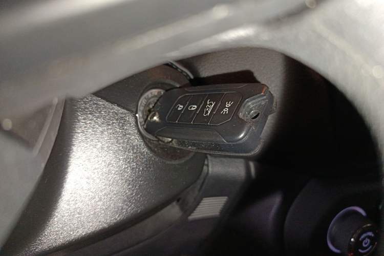 Used Jeep Renegade 2018 Connected Large Screen Version 180T Automatic High-Energy Edition Interior 1
