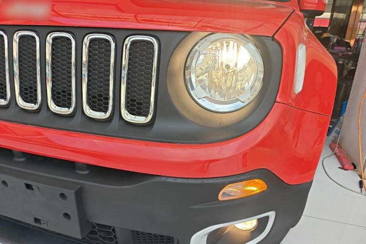 Used Jeep Renegade 2018 Connected Large Screen Version 180T Automatic High-Energy Edition Left Front Headlight