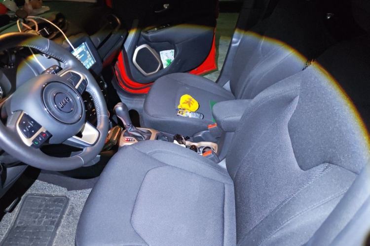 Used Jeep Renegade 2018 Connected Large Screen Version 180TS Automatic High-Energy Edition Left Front Seat