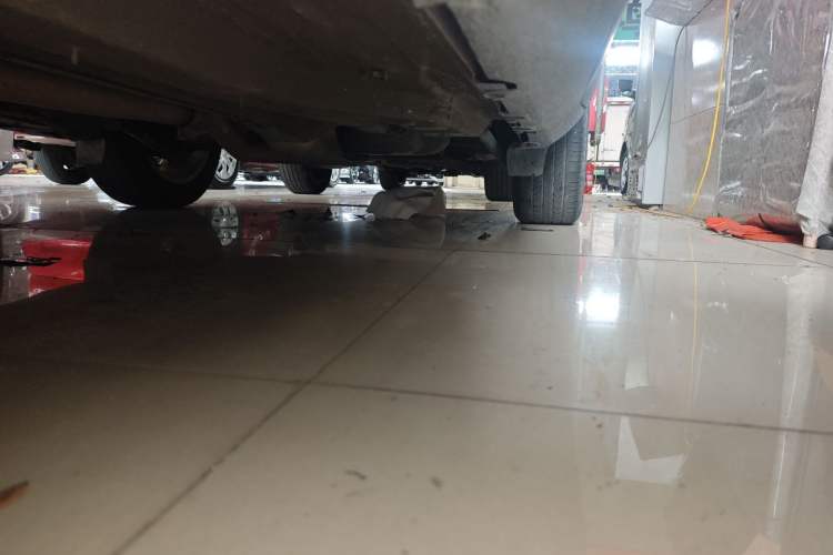 Used Jeep Renegade 2018 Connected Large Screen Version 180T Automatic High-Energy Edition Left Side Sill