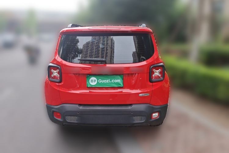 Used Jeep Renegade 2018 Connected Large Screen Version 180T Automatic High-Energy Edition Rear