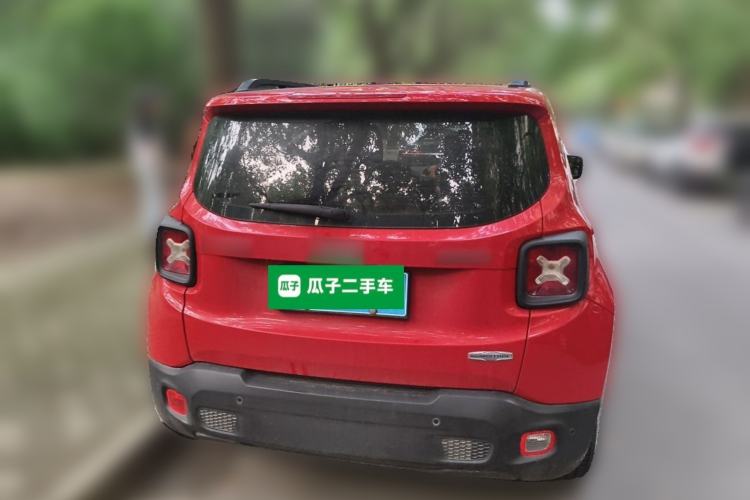 Used Jeep Renegade 2018 Connected Large Screen Version 180T Automatic High-Energy Edition Rear