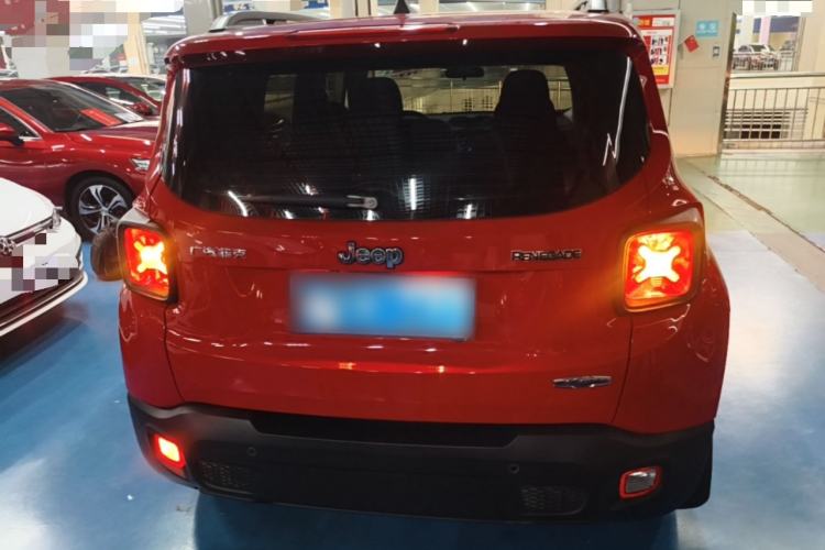 Used Jeep Renegade 2018 Connected Large Screen Version 180T Automatic High-Energy Edition Rear