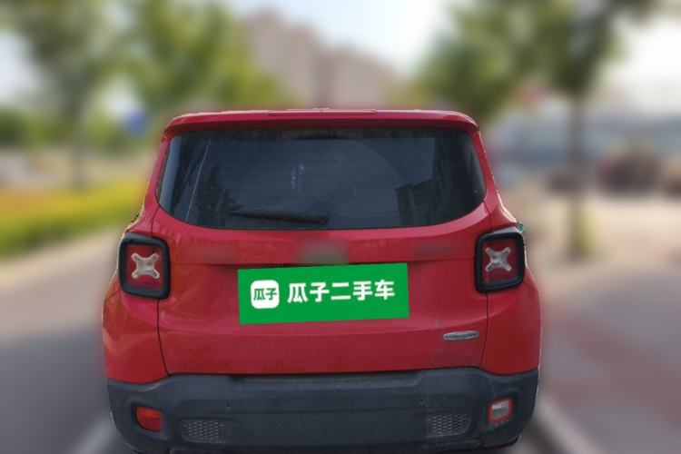 Used Jeep Renegade 2018 Connected Large Screen Version 180T Automatic High-Energy Edition Rear