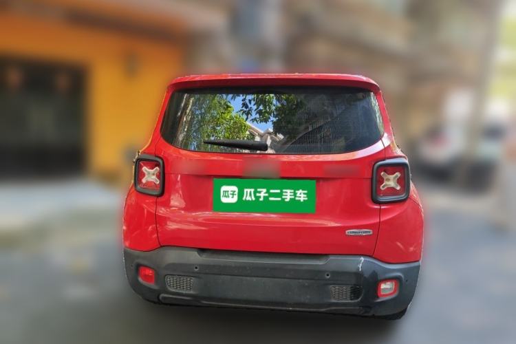 Used Jeep Renegade 2018 Connected Large Screen Version 180T Automatic High-Energy Edition Rear