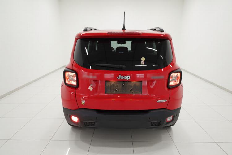 Used Jeep Renegade 2018 Connected Large Screen Version 180T Automatic High-Energy Edition Rear