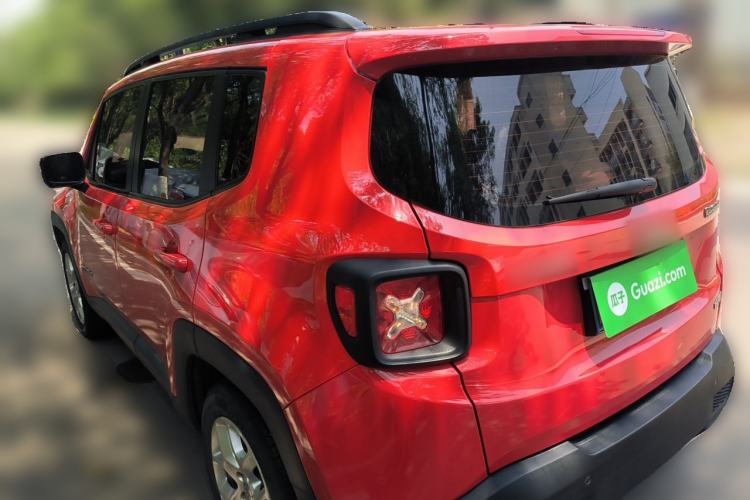 Used Jeep Renegade 2018 Connected Large Screen Version 180T Automatic High-Energy Edition Rear Left 45 Deg
