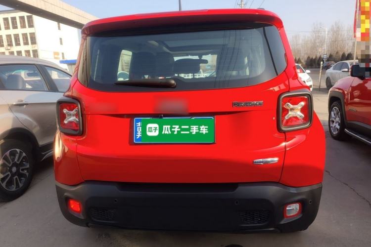 Used Jeep Renegade 2018 Connected Large Screen Version 180T Automatic High-Energy Edition Rear
