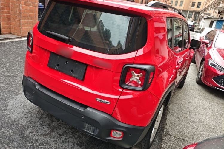 Used Jeep Renegade 2018 Connected Large Screen Version 180T Automatic High-Energy Edition Rear Right 45 Deg