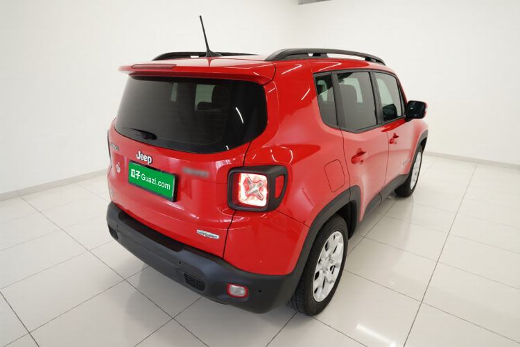 Used Jeep Renegade 2018 Connected Large Screen Version 180T Automatic High-Energy Edition Rear Right 45 Deg