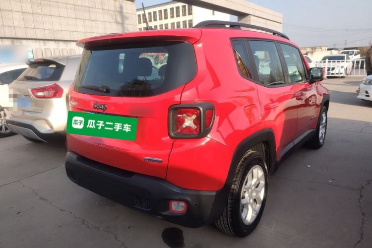 Used Jeep Renegade 2018 Connected Large Screen Version 180T Automatic High-Energy Edition Rear Right 45 Deg