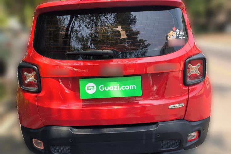 Used Jeep Renegade 2018 Connected Large Screen Version 180T Automatic High-Energy Edition Rear