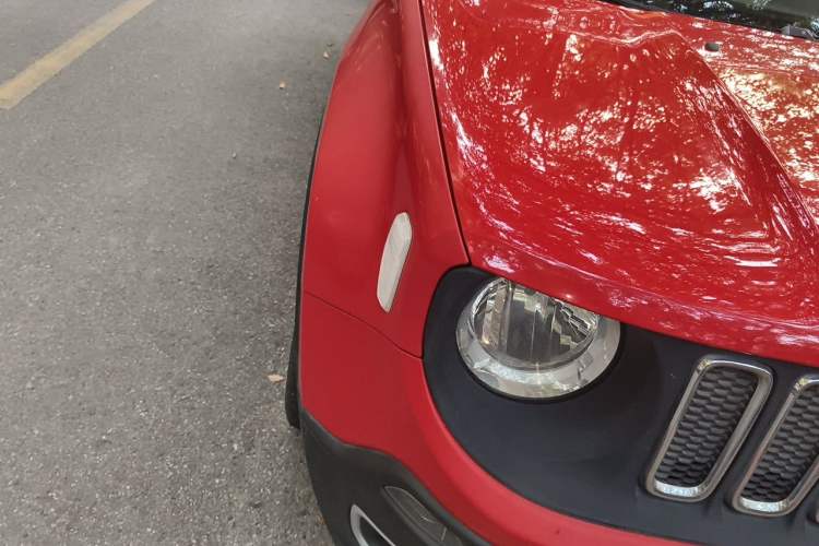 Used Jeep Renegade 2018 Connected Large Screen Version 180T Automatic High-Energy Edition Right Front Headlight