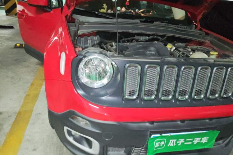 Used Jeep Renegade 2018 Connected Large Screen Version 180TS Automatic High-Energy Edition Right Front Headlight