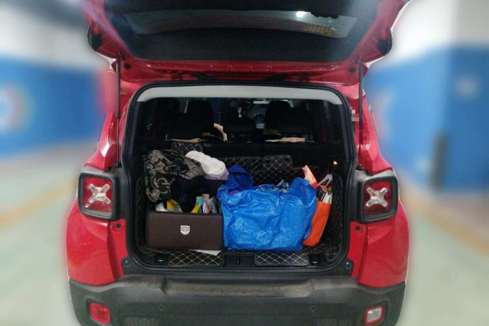 Used Jeep Renegade 2018 Connected Large Screen Version 180T Automatic High-Energy Edition Trunk