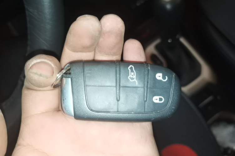 Used Jeep Renegade 2018 Connected Large Screen Version 180T Automatic Jingneng Version Vehicle Key