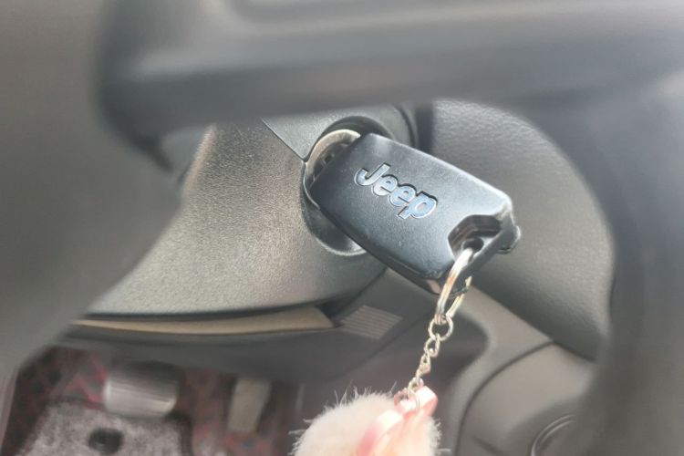 Used Jeep Renegade 2018 Connected Large Screen Version 180T Automatic High-Energy Edition Vehicle Key