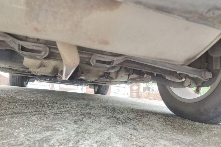 Used Jeep Renegade 2018 Connected Large Screen Version 180T Automatic Jingneng Version Chassis Rear
