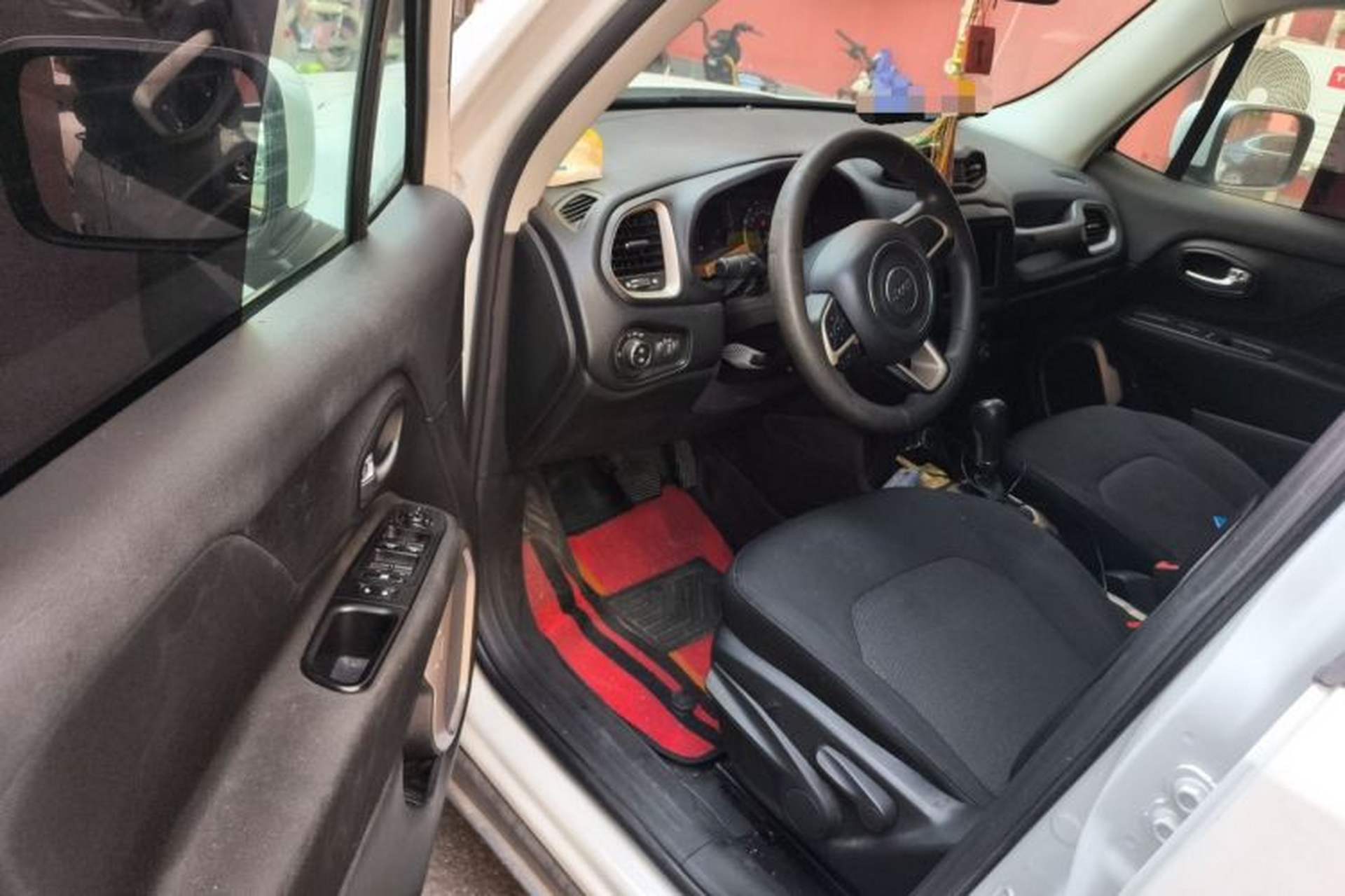 Used Jeep Renegade 2018 Connected Large Screen Version 180T Automatic High-Energy Edition Driver Seat