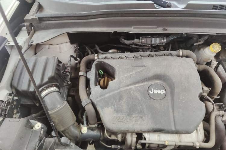 Used Jeep Renegade 2018 Connected Large Screen Version 180T Automatic Jingneng Version Engine Bay Right