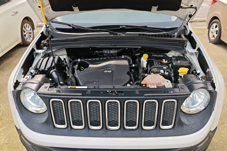 Used Jeep Renegade 2018 Connected Large Screen Version 180T Automatic Kinetic Edition+ Engine Bay