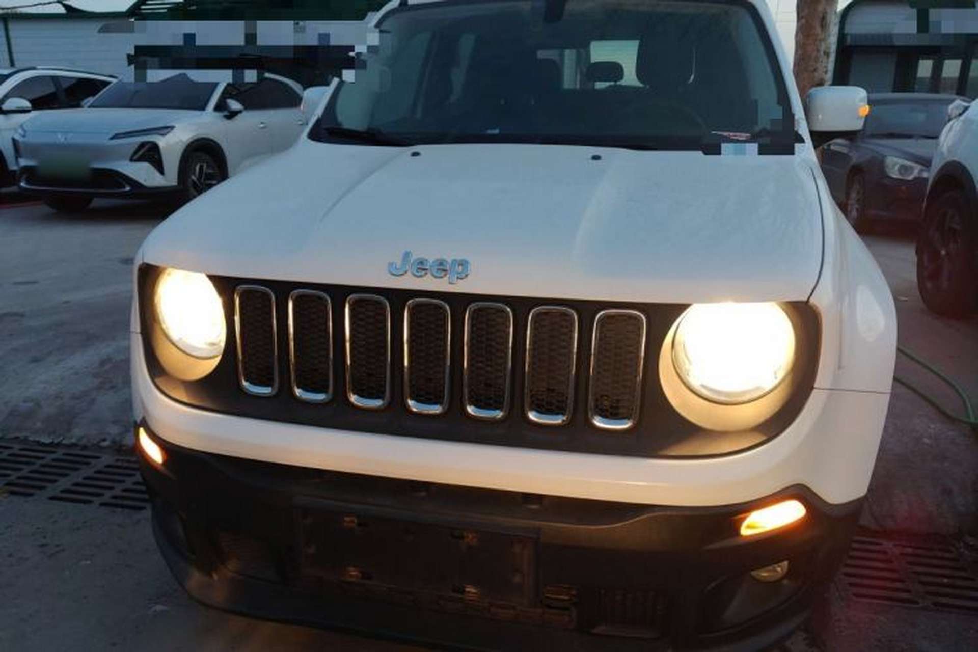 Used Jeep Renegade 2018 Connected Large Screen Version 180T Automatic Kinetic Edition+ Exterior 1