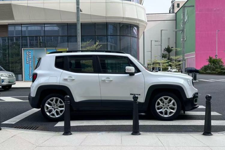 Used Jeep Renegade 2018 Connected Large Screen Version 180T Automatic Jingneng Version Exterior 1